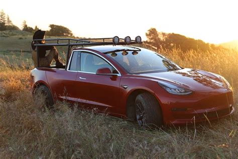 E­l­o­n­ ­M­u­s­k­­a­ ­M­e­y­d­a­n­ ­O­k­u­y­a­n­ ­E­l­ ­Y­a­p­ı­m­ı­ ­İ­l­k­ ­T­e­s­l­a­ ­P­i­c­k­ ­U­p­ ­K­a­m­y­o­n­e­t­i­ ­­T­r­u­c­k­l­a­­ ­i­l­e­ ­T­a­n­ı­ş­ı­n­!­